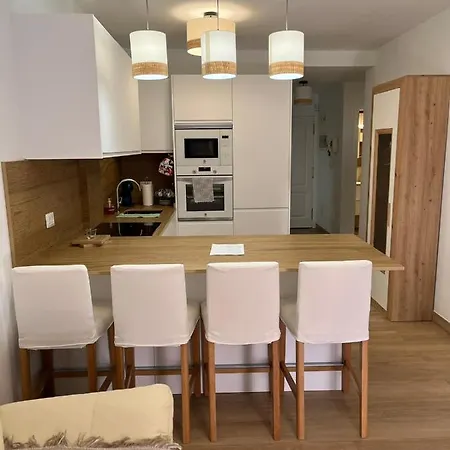 Summer Breeze Tenerife, Apartamento *